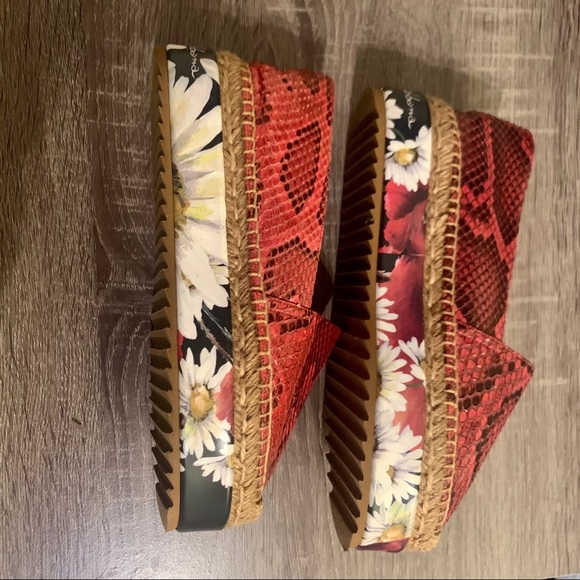 Dolce & Gabbana | Red Snake Platform Espadrilles - Picture 3 of 8